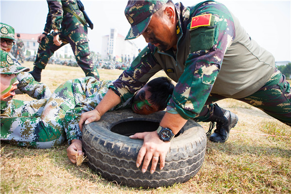 軍事體驗(yàn)